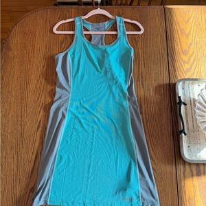 PATAGONIA BLUE AND GRAY ATHLETIC DRESS